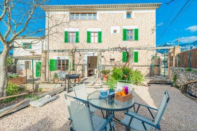 Can Raia in S Ller With 4 Bedrooms and 2 Bathrooms