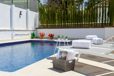 Fantastic 3 Bd & 3 Bth Apartm With Comunnal Terrace. Carmen San Ignacio II