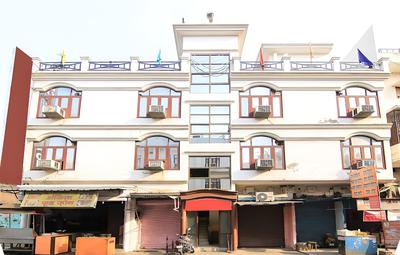 OYO 14932 Hotel Paradise