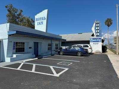 Royal Inn