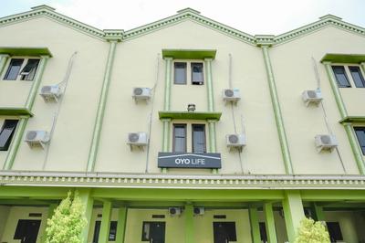 OYO Life 2508 Alba Suites Homestay Syariah