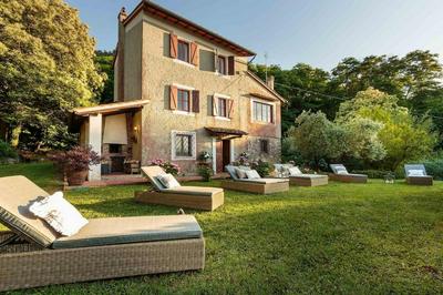 Bocciolo Stone Farmhouse