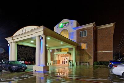 Holiday Inn Express Hotel & Suites San Antonio by IHG