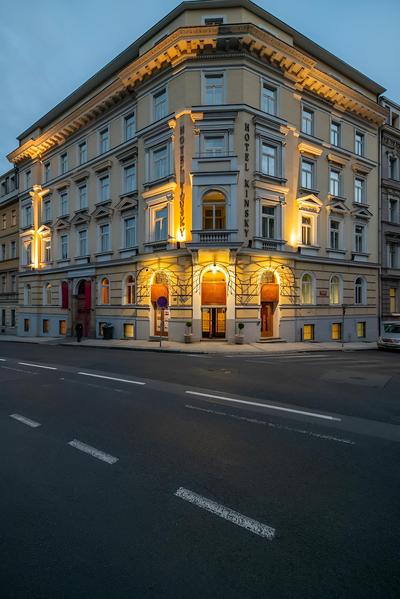 Hotel Kinsky Fountain