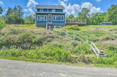 Watkins Glen Lakeview Cottage w/ Waterfall!