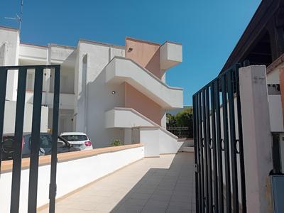 Trilocale Oleandri in Baia Verde