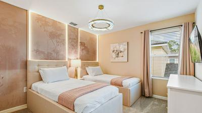 Family Oasis With Themed Rooms & Private Pool