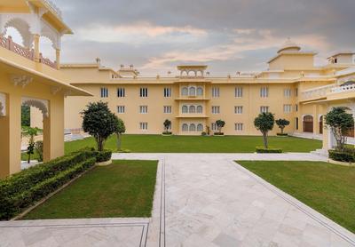 Traavista Surya Mahal Resort & Spa