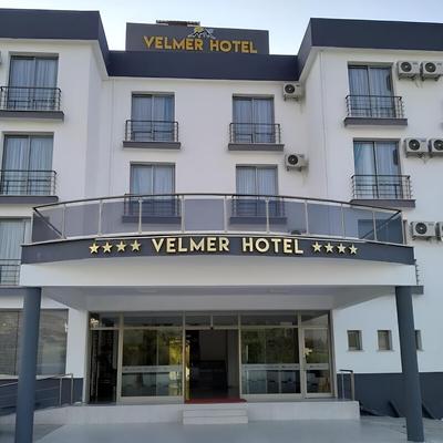 Velmer Hotel