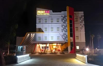 Front One Hotel Nganjuk