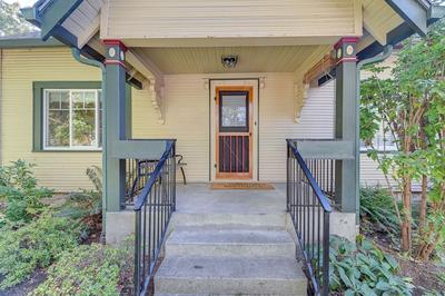 Cozy Grants Pass Home ~ 9 Mi to Rogue River Access