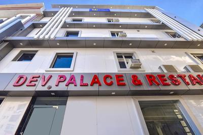 Fabhotel Dev Palace