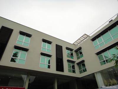 Prestigio Hotel Apartments