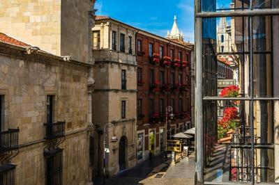 Hostel Covent Garden by gaiarooms