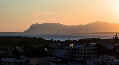 Angela's Sea View 3 BD House