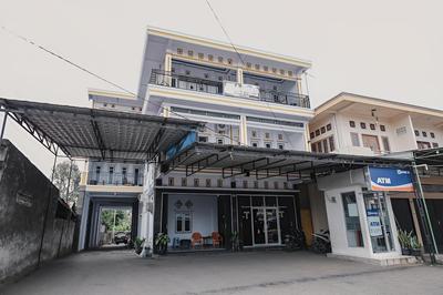 RedDoorz Syariah near Tugu Kopi Kepahiang