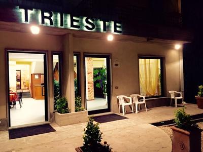 Hotel Trieste