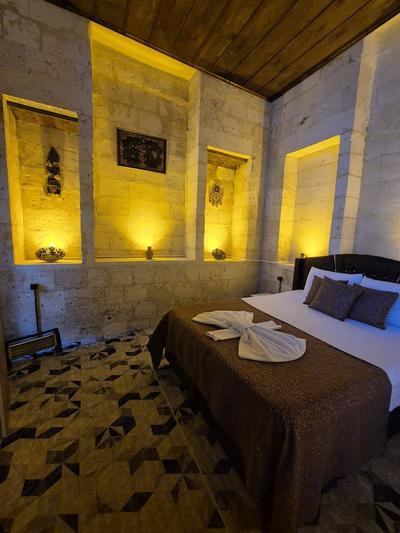 Şanliruha Konukevi ve Sira Geceleri