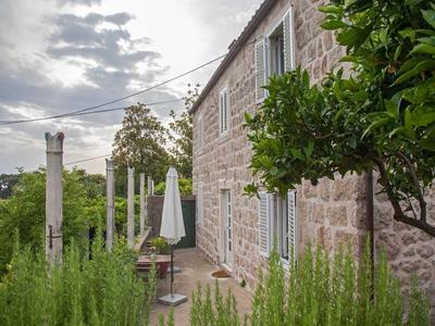 Apartments Maro & Baro