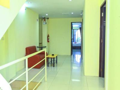 Siamese Serenity Stays