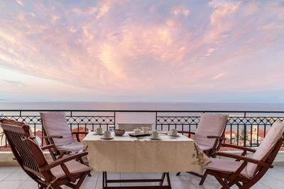 Escape Reality - Magic Getaway with Paradise View