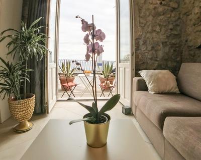 Calarossa beachfront apartment