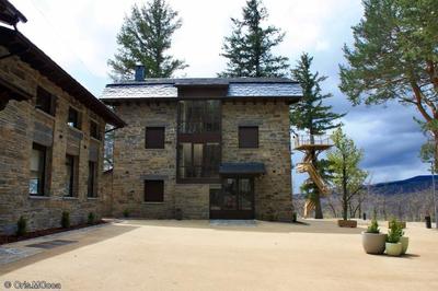 Villa Lucerna Sports & Hotel Resort