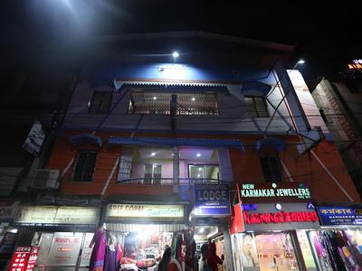 OYO 22232 Hotel Continental & Lodge