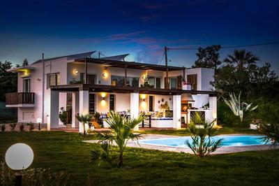 Afantou Beach Villa