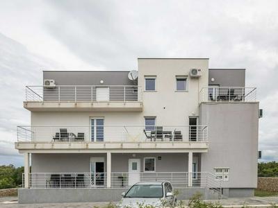 Lovely Apartment in Novalja near Sea Beach