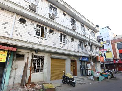 OYO 11661 Krishna Park