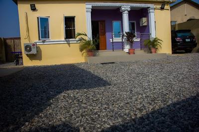 Summer Vista Ensuit Hotel