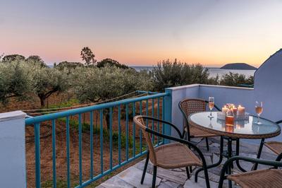 Sunny Summer Retreat - Perfect Location