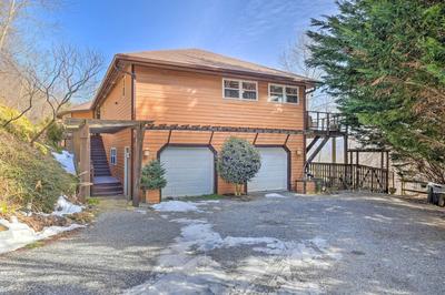Scenic Pet-friendly House w/ Private Hot Tub!
