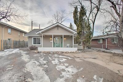 Walkable Neighborhood: Family Home in Wheat Ridge