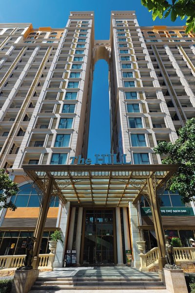 Capella Apartment Fireworks & Ocean View