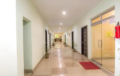 OYO 4679 Hotel Shantila Inn