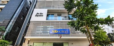 Fabhotel Pearl City