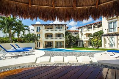 1BR Condo - Best Location! Pool+beach! Sleeps 4!!