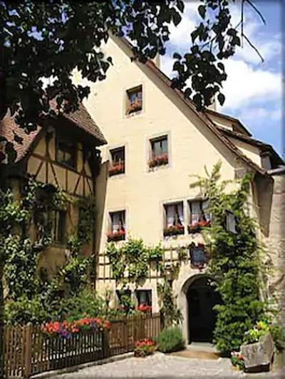 Burg-Hotel Relais du Silence