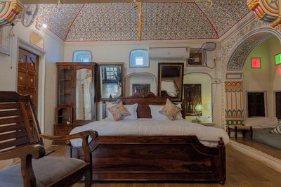 Jeevan Haveli Heritage Hotel And Museum