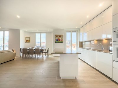 Le Duplex in Cannes With 4 Bedrooms and 3 Bathrooms