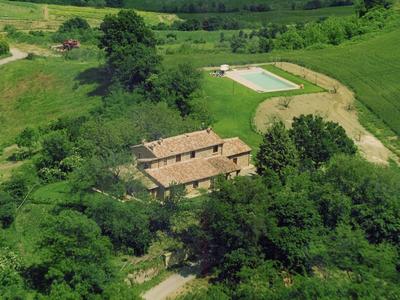 Farmhouse in Proceno With Pool and Hill Views