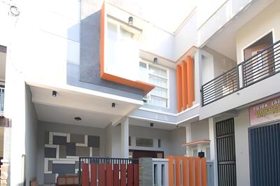 RedDoorz Syariah near Universitas Merdeka Malang