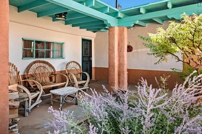 Amor - Historic Adobe in the Heart of The Railyard and Downtown Santa Fe, Hot Tub