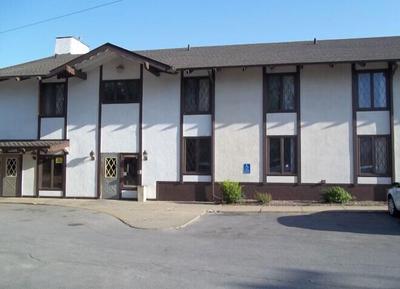 Budget Inn & Suites