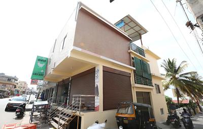 OYO 18348 V Wella Comforts