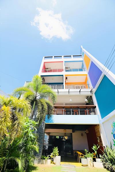 Twenty- Two Dazzle Bay