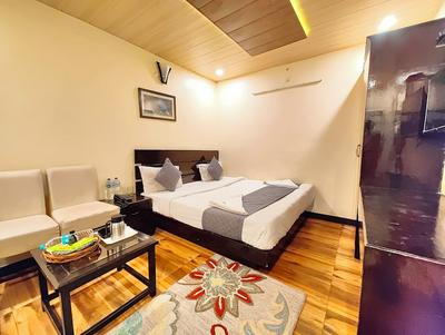 Hotel Hidden Chalet Mall Road Nainital