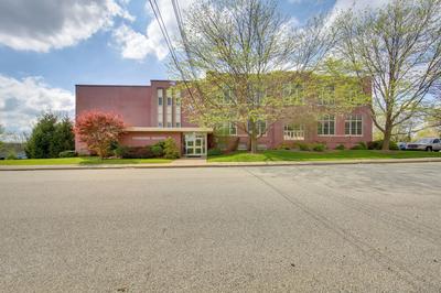 New Kensington Apt Near Parks: Pets Welcome!